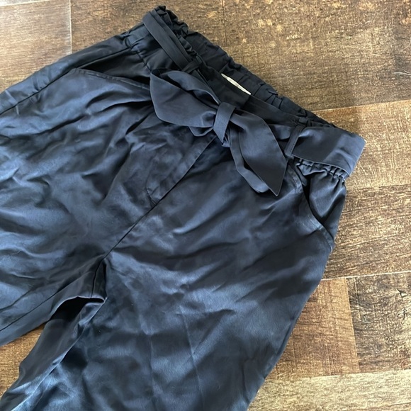 Marine Layer XS Ivy Wide Leg Pant in Faded Black - Picture 5 of 5